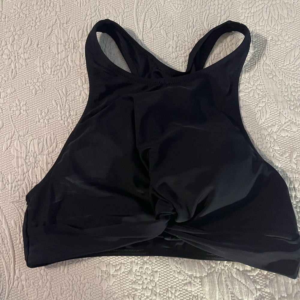 Sporty Black Women's Bikini Top